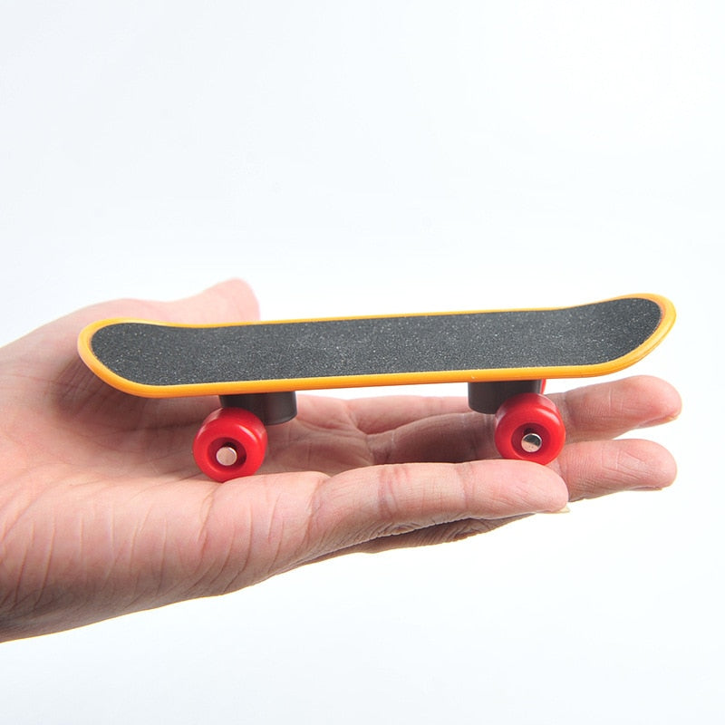 Funny Mini Skateboard for Training